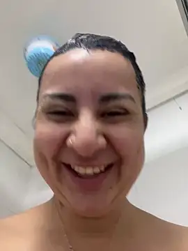 Snapshot of Abril_Luv chatting on February 2025 05:26:02 PM Abril Luv online show from February 2025 05:26:02 PM