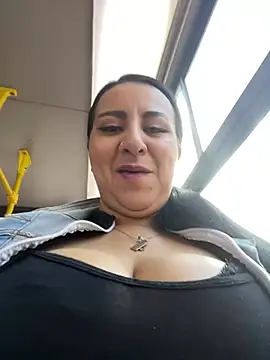 Snapshot of Abril_Luv chatting on February 2025 12:05:02 PM Abril Luv online show from February 2025 12:05:02 PM