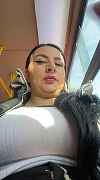Snapshot of Abril_Luv chatting on February 2025 12:22:01 PM Abril Luv online show from February 2025 12:22:01 PM