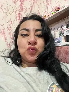 Snapshot of Abril_Luv chatting on March 2025 01:40:02 PM Abril Luv online show from March 2025 01:40:02 PM