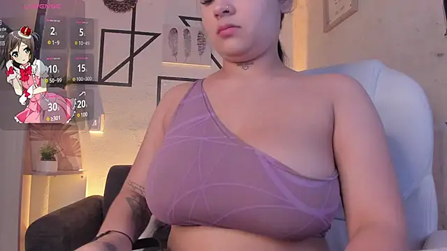 Snapshot of LunaBaker-1 chatting on January 2025 08:43:01 PM LunaBaker-1 online show from January 2025 08:43:01 PM