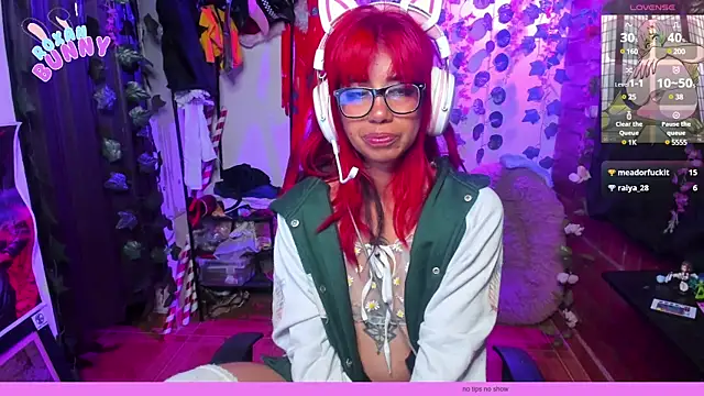 Roxanbunny1 online show from March 2025 05:11:01 AM
