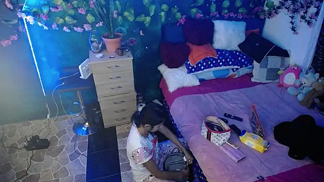 Samara Beltran online show from December 2024 01:18:01 AM