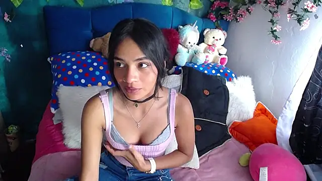 Samara Beltran online show from December 2024 09:30:02 PM