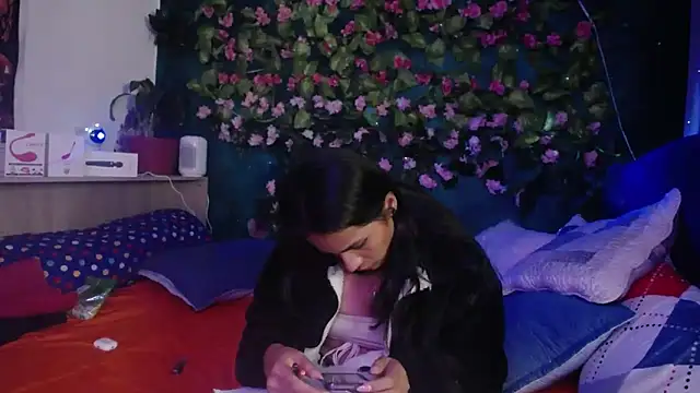Samara Beltran online show from January 2025 07:04:02 AM