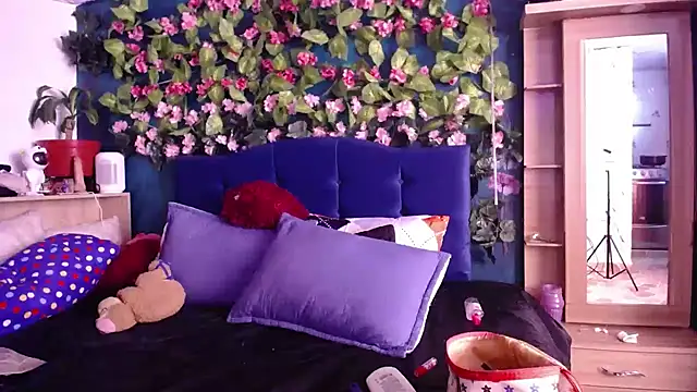 Samara Beltran online show from January 2025 07:18:01 PM