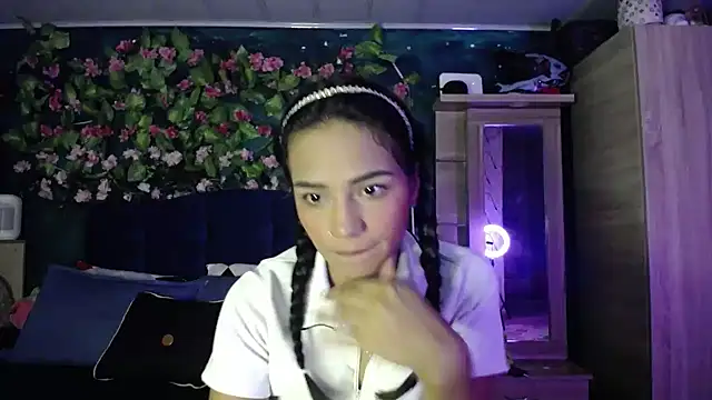 Samara Beltran online show from January 2025 02:42:02 AM