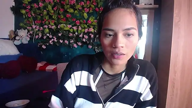 Samara Beltran online show from February 2025 12:05:02 PM