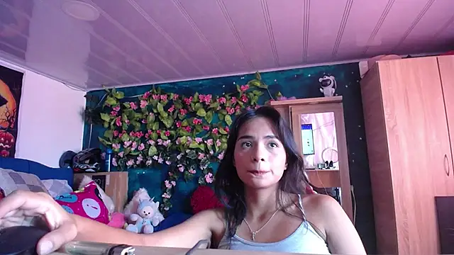 Samara Beltran online show from February 2025 09:43:01 PM