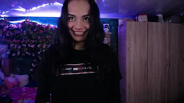 Samara Beltran online show from February 2025 06:39:02 AM