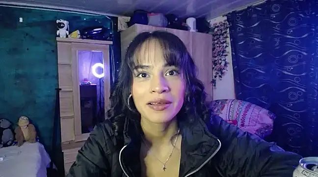 Samara Beltran online show from February 2025 02:42:01 AM