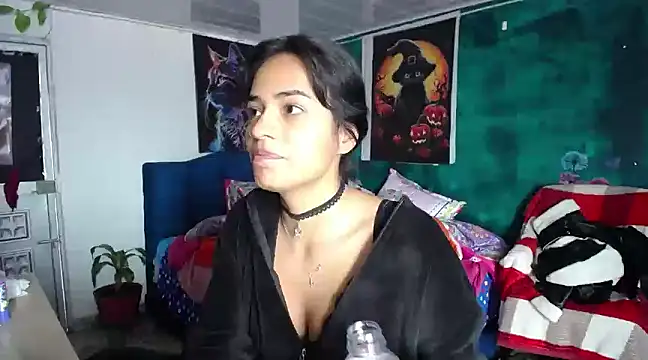 Samara Beltran online show from March 2025 06:10:02 PM