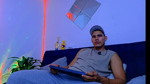 rick03 leto online show from October 2025 05:09:02 AM