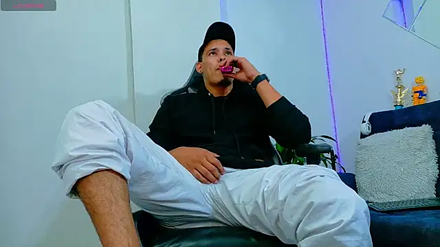 rick03 leto online show from December 2025 11:56:02 PM