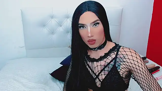 yesik beltran online show from December 2024 08:00:01 PM