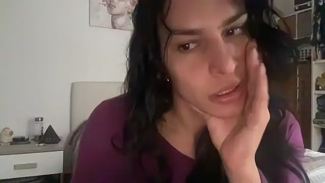 GGmoon81 online show from December 2024 08:52:01 AM