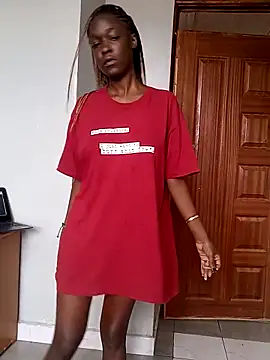 Snapshot of Prettybecs chatting on October 2025 09:43:02 AM Prettybecs online show from October 2025 09:43:02 AM