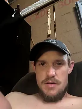 Snapshot of Midwestalpha chatting on October 2025 05:58:02 AM Midwestalpha online show from October 2025 05:58:02 AM