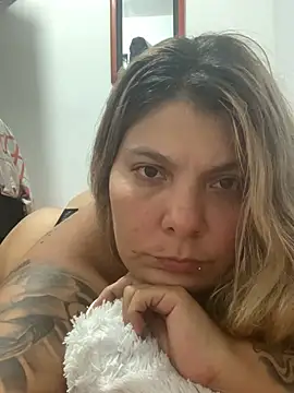 Snapshot of ChloexBigAss chatting on January 2025 05:30:02 AM ChloexBigAss online show from January 2025 05:30:02 AM