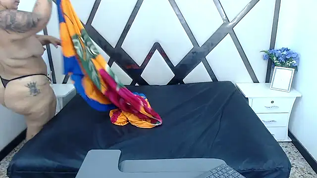 Snapshot of ChloexBigAss chatting on January 2025 06:16:01 PM ChloexBigAss online show from January 2025 06:16:01 PM