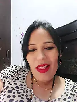 Poojabhabi101 online show from February 2025 05:35:02 AM