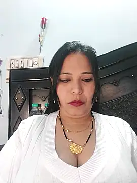 Poojabhabi101 online show from February 2025 05:23:01 AM