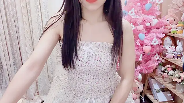 Rellababyy online show from December 2025 01:37:02 PM