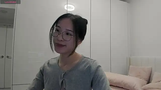 Snapshot of secretgirlfriendxo chatting on November 2025 02:31:02 AM secretgirlfriendxo online show from November 2025 02:31:02 AM