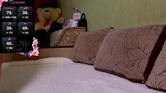 Snapshot of Miss_Flexi_fit chatting on December 2025 05:30:01 PM Miss Flexi fit online show from December 2025 05:30:01 PM