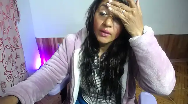 daleska ayala 1 online show from March 2025 08:08:02 PM