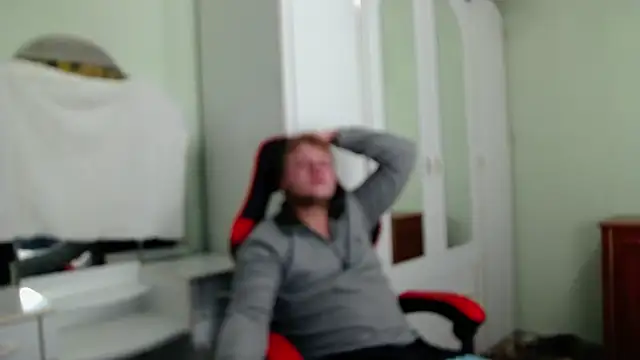 Snapshot of Zoro1999 chatting on October 2025 04:48:02 PM Zoro1999 online show from October 2025 04:48:02 PM