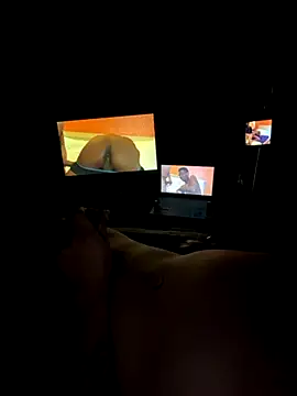 Snapshot of SideGhost chatting on November 2025 10:26:01 AM SideGhost online show from November 2025 10:26:01 AM