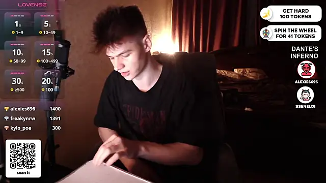 dantebigboi300 online show from February 2025 10:03:02 PM