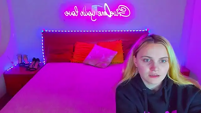 MagicEyess online show from December 2024 07:19:02 AM
