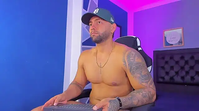 Snapshot of alex_oficial chatting on November 2025 07:08:02 AM alex oficial online show from November 2025 07:08:02 AM