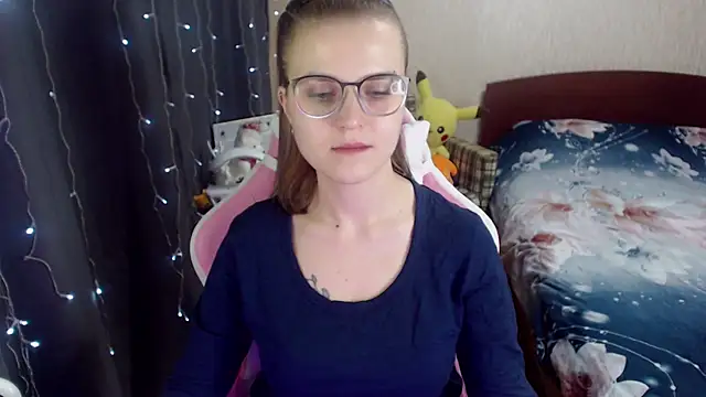MissBrightShine online show from January 2025 03:37:02 PM