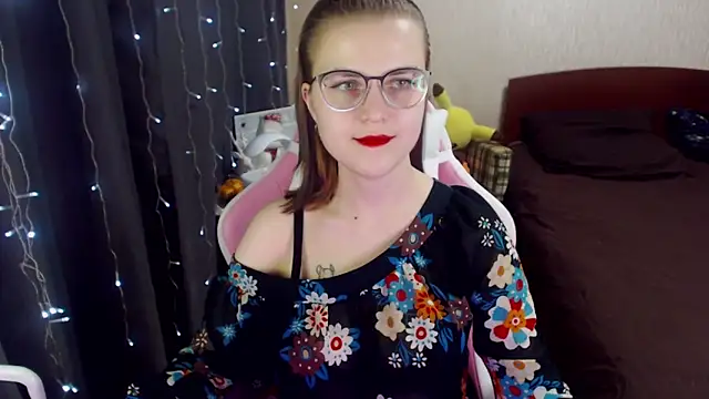 MissBrightShine online show from January 2025 03:51:02 PM