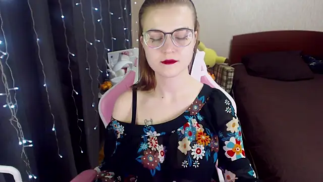 MissBrightShine online show from January 2025 12:52:01 PM