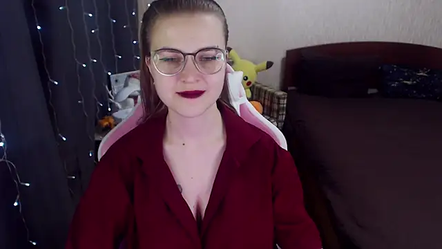 MissBrightShine online show from February 2025 12:47:01 PM