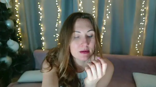 Imcarrieberry online show from January 2025 10:15:02 PM