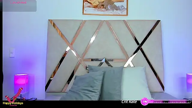 carolynne18 online show from December 2024 12:18:02 PM