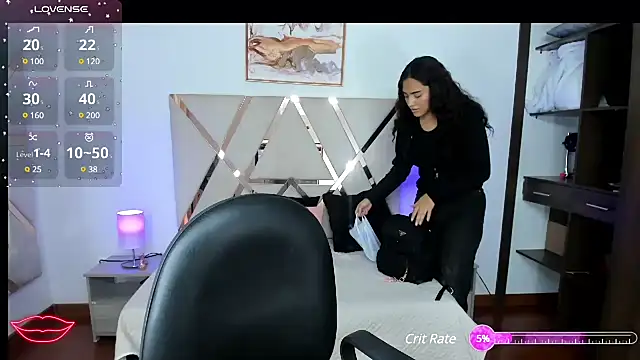 carolynne18 online show from January 2025 12:24:02 PM