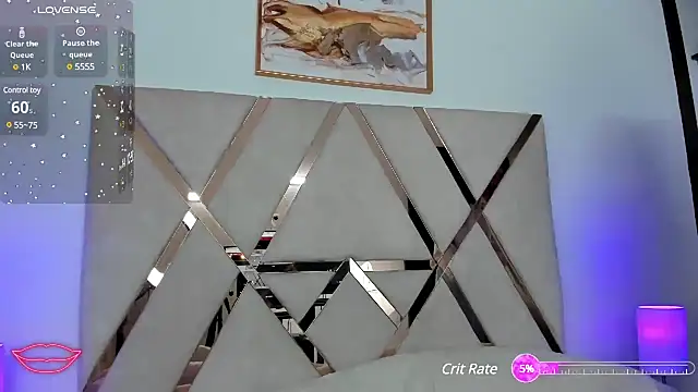 carolynne18 online show from January 2025 12:01:01 PM