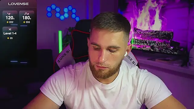 Snapshot of Sweeet__boy chatting on November 2025 11:02:01 PM Sweeet boy online show from November 2025 11:02:01 PM