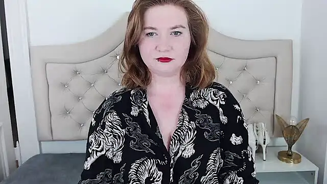 LaraDream online show from December 2024 06:46:02 PM