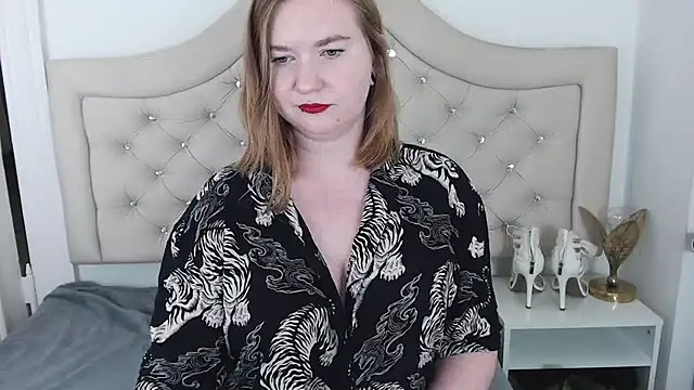 LaraDream online show from December 2024 11:37:02 PM